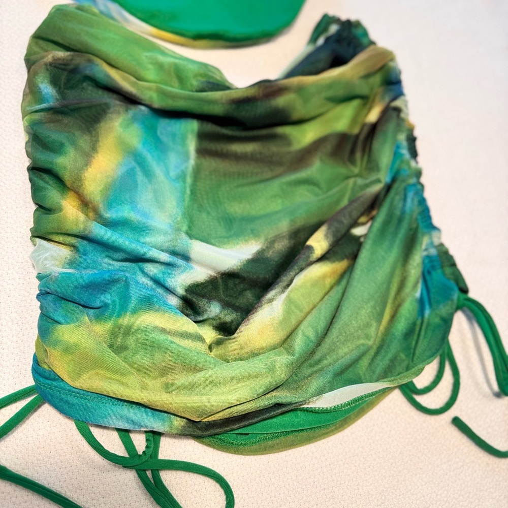 Green Patterned Women's 2pc Set - image 6